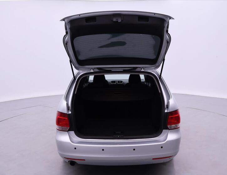 Volkswagen Golf 9