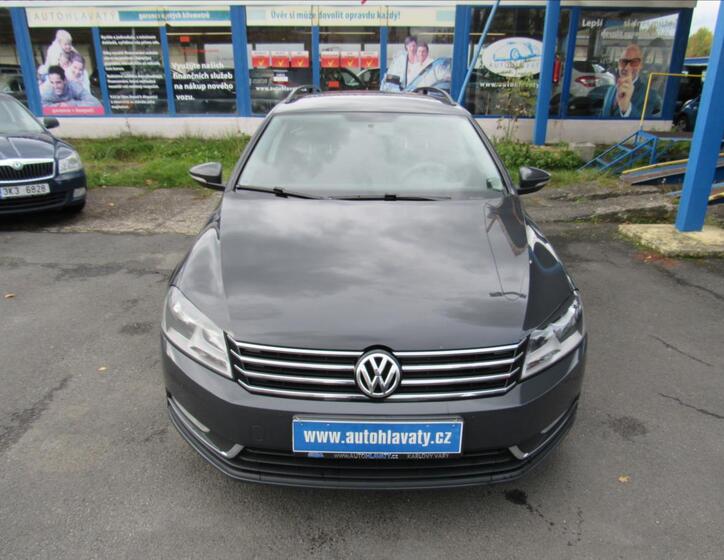 Volkswagen Passat 2