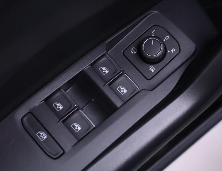 Volkswagen T-Cross 17