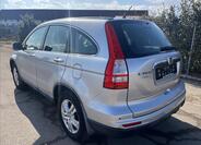 Honda CR-V 8