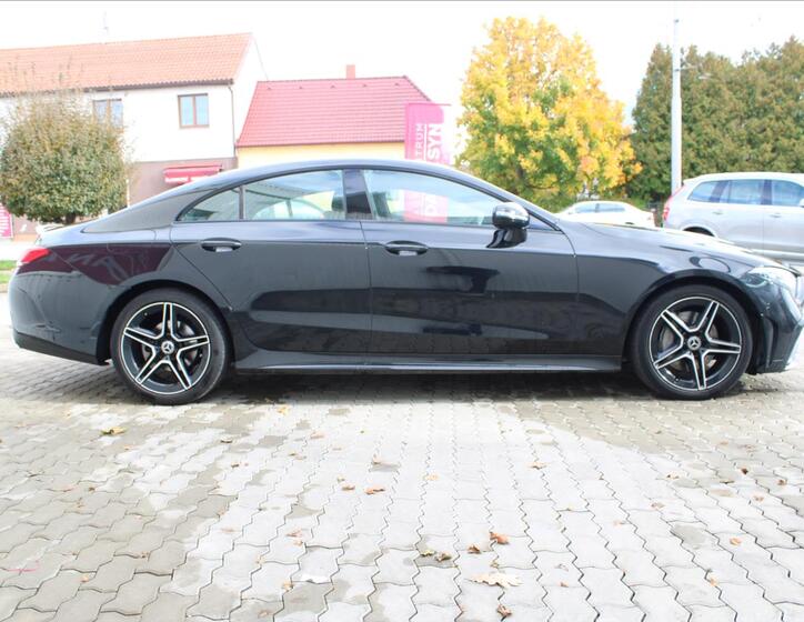 Mercedes-Benz CLS 3