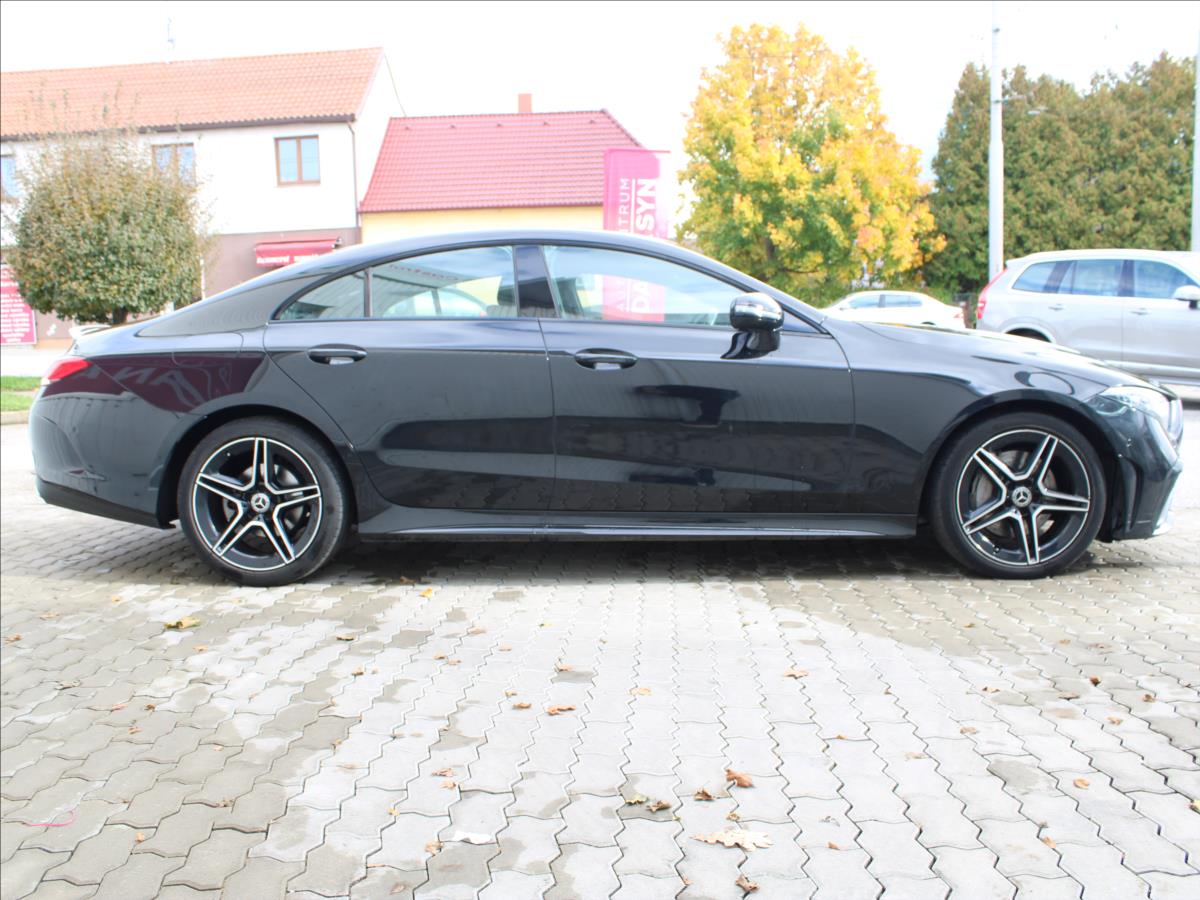Mercedes-Benz CLS