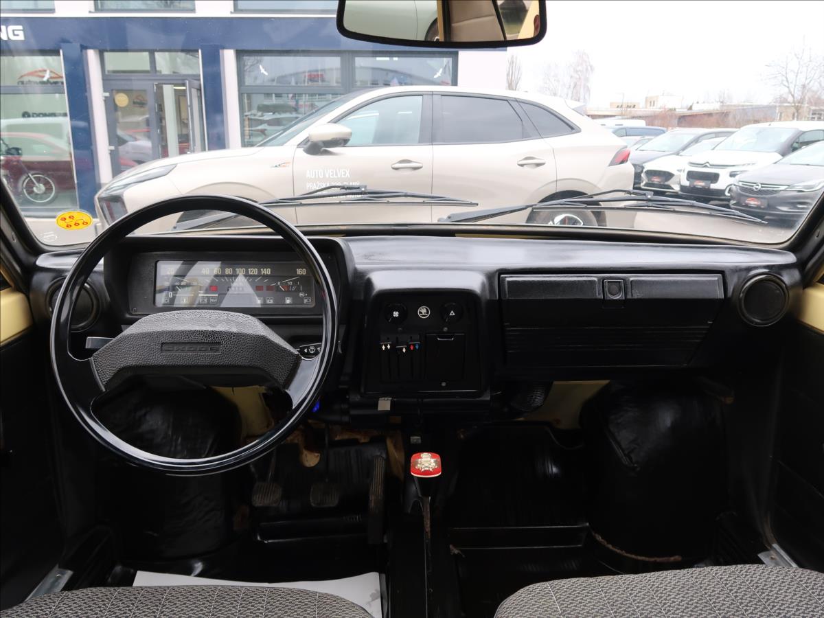 Škoda 105