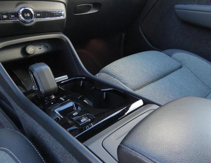Volvo XC40 6