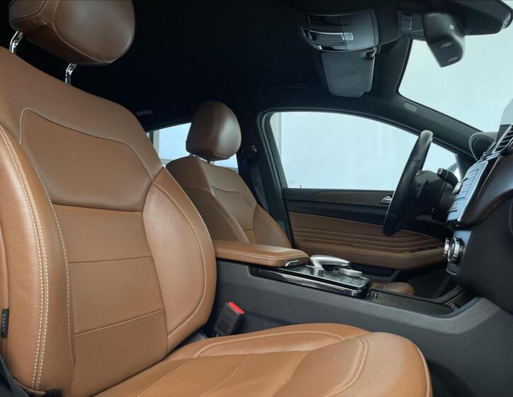 Mercedes-Benz GLE 15