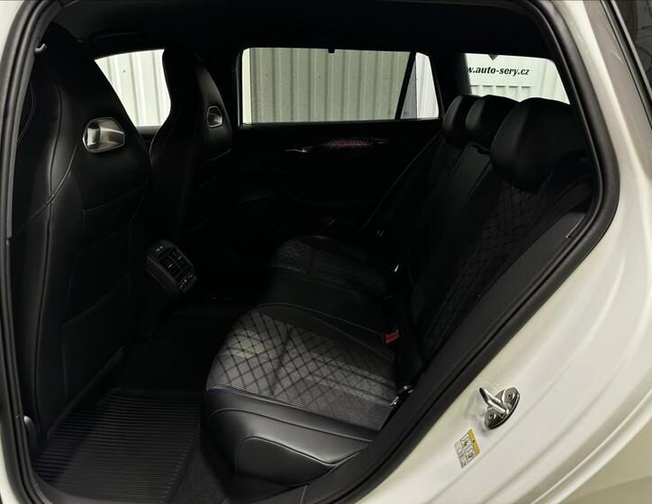 Volkswagen Passat 36