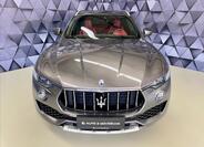 Maserati Levante 3