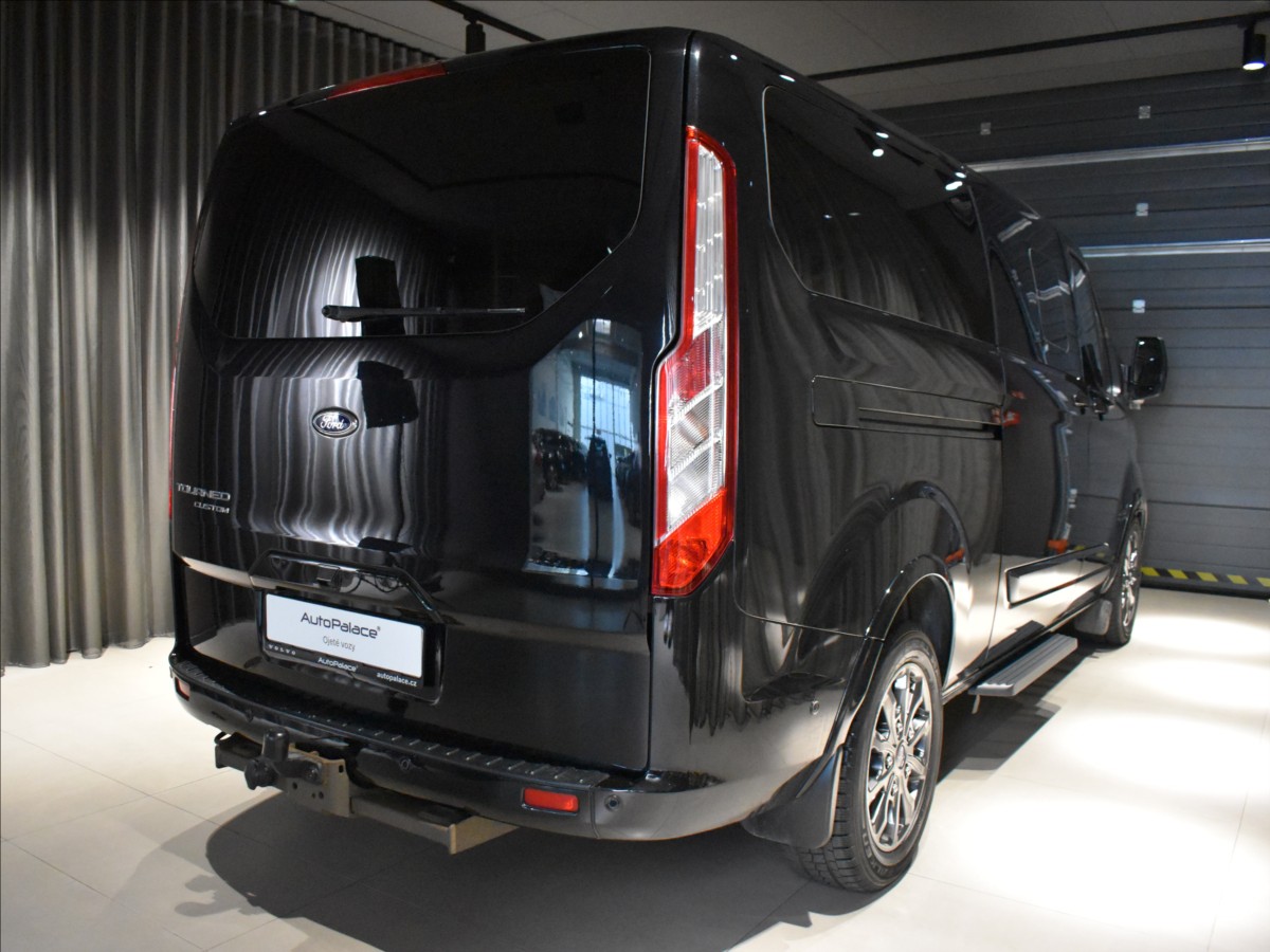 Ford Tourneo Custom