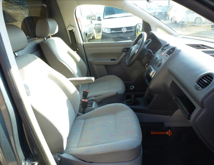 Volkswagen Caddy 23