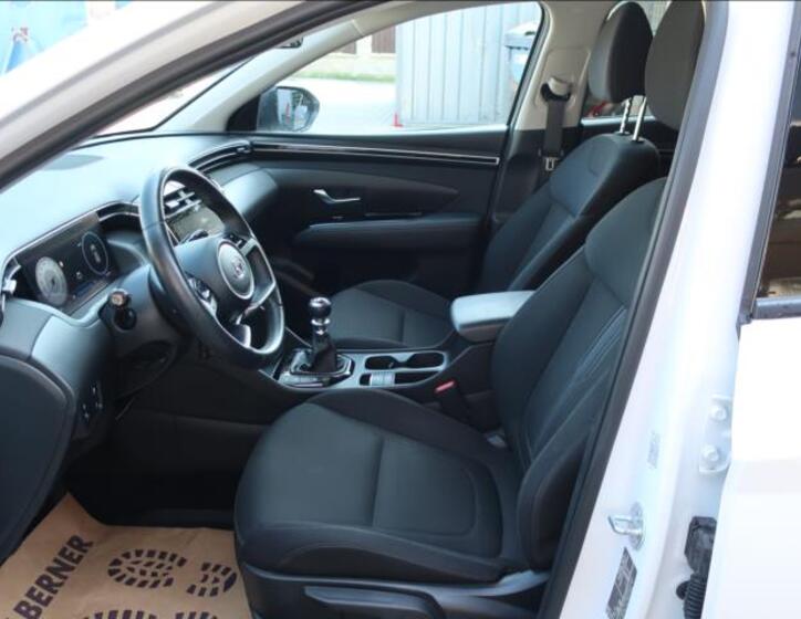 Hyundai Tucson 11