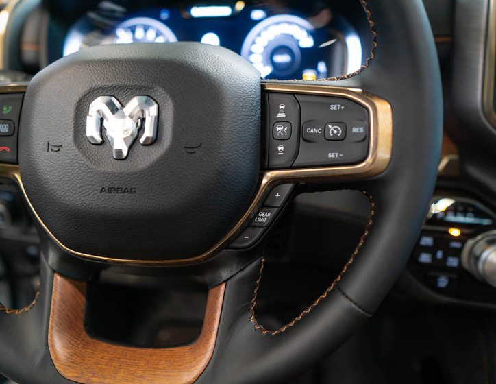 Dodge RAM 16