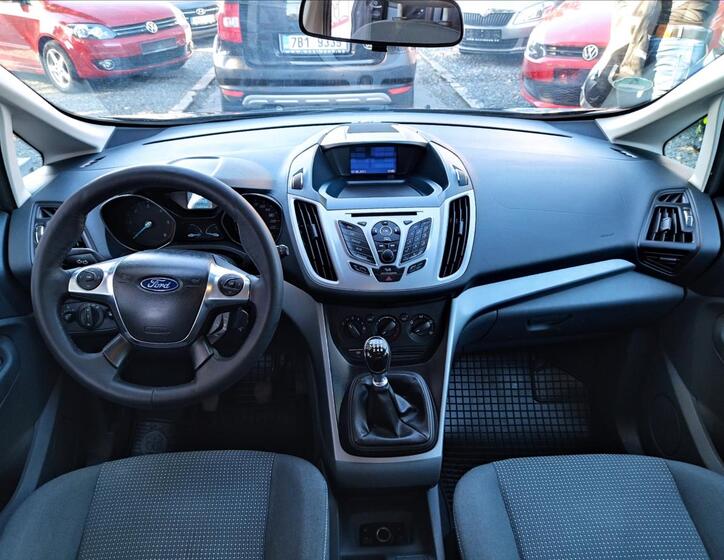 Ford Grand C-MAX 10