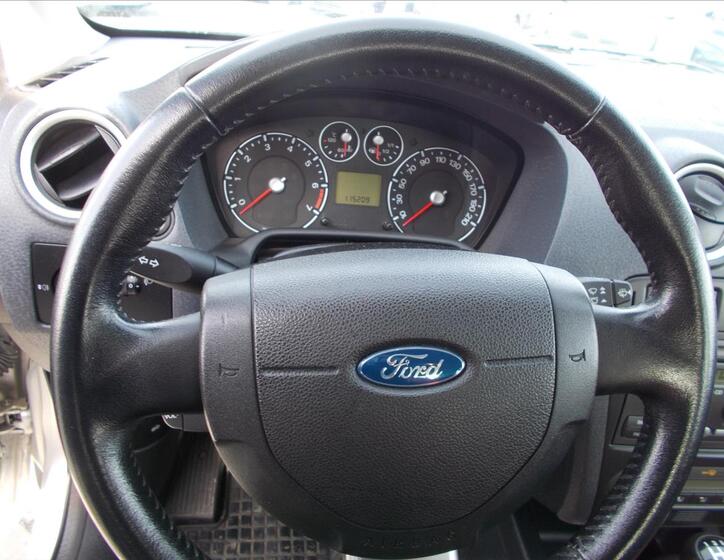 Ford Fusion 24