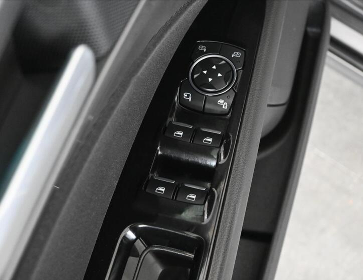 Ford Mondeo 26