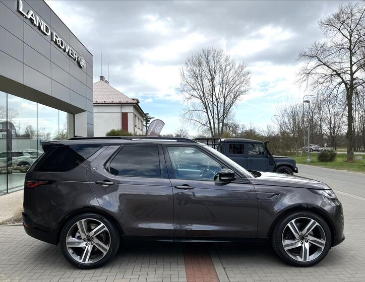 Land Rover Discovery 4