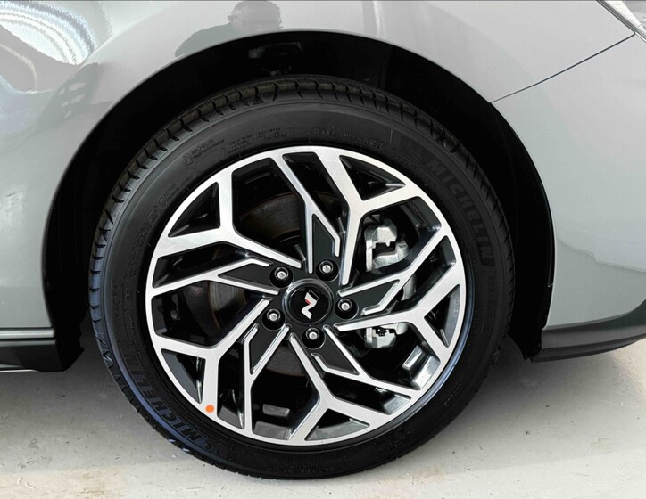 Hyundai i30 20