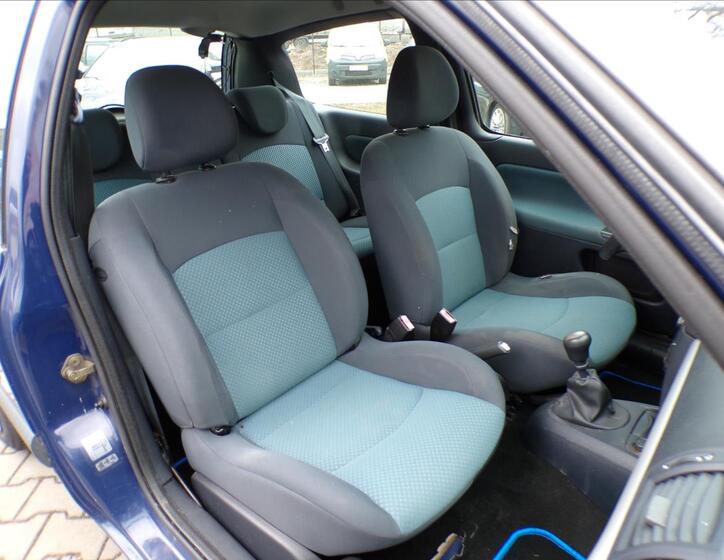 Renault Clio 15