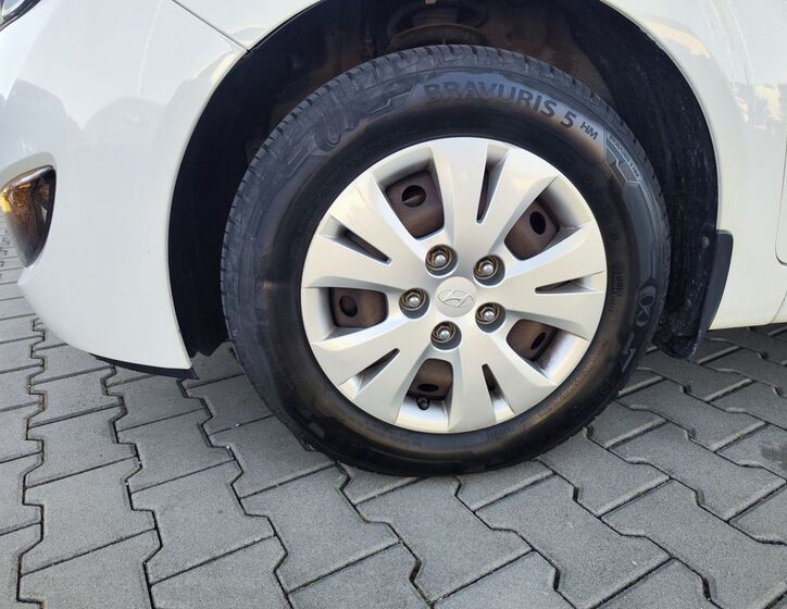 Hyundai ix20 25