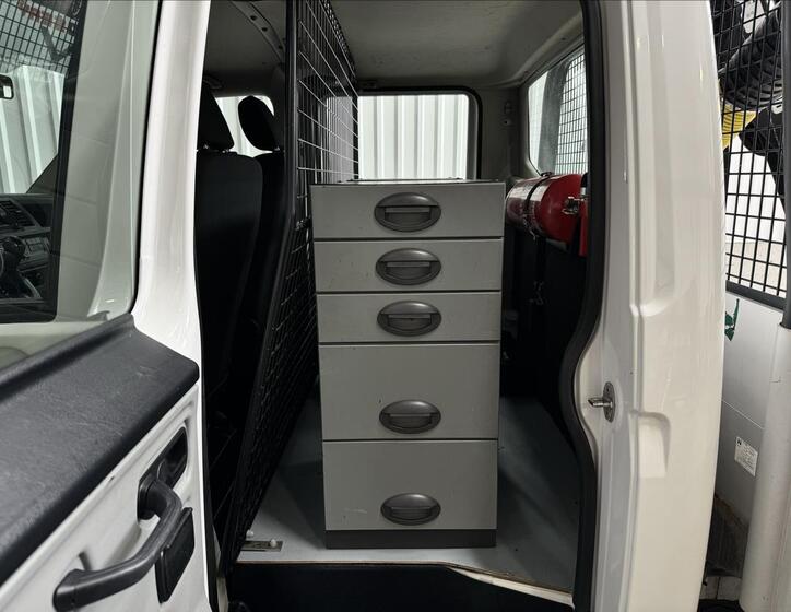 Volkswagen Transporter 28