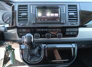 Volkswagen Multivan 13