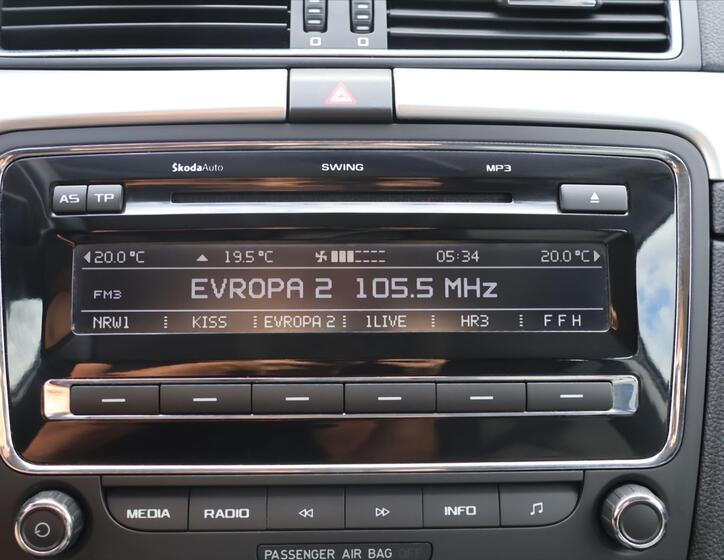 Škoda Superb 22