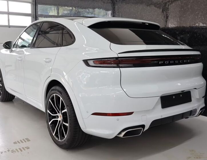 Porsche Cayenne 6