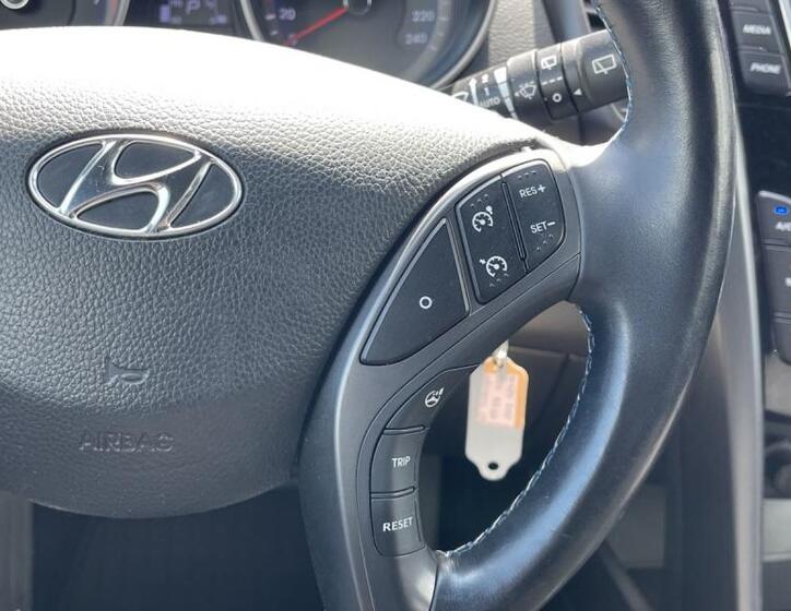 Hyundai i30 18