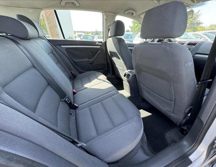 Volkswagen Golf 14