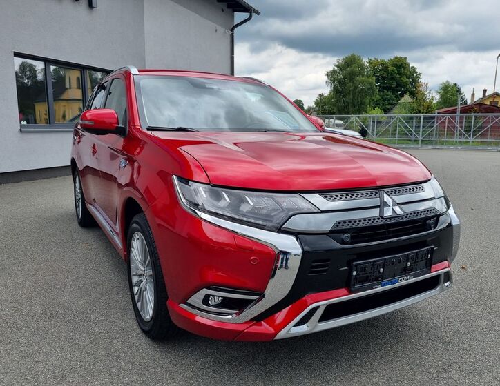 Mitsubishi Outlander 7