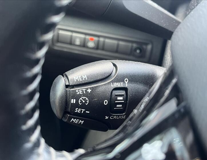 Peugeot 308 16