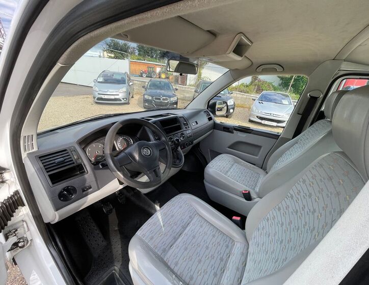 Volkswagen Transporter 11