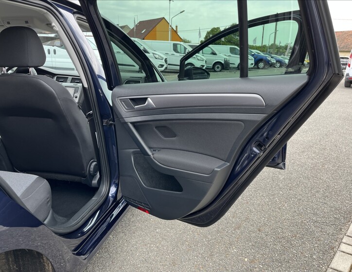 Volkswagen Golf 55