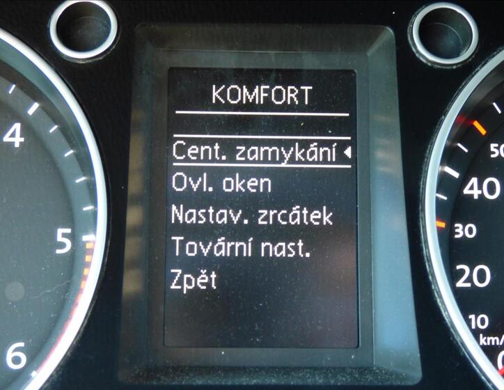 Volkswagen Passat 25