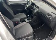 Volkswagen Tiguan 6
