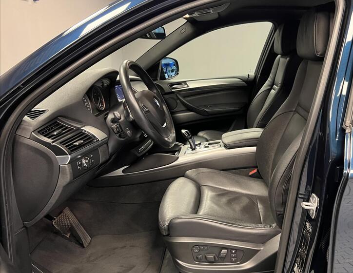BMW X6 8