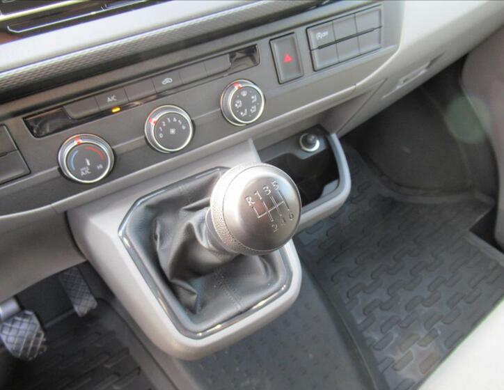 Volkswagen Transporter 14