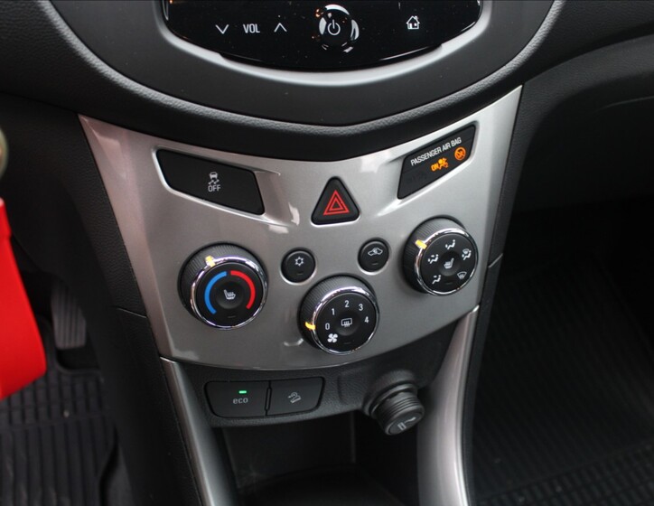 Chevrolet Trax 21