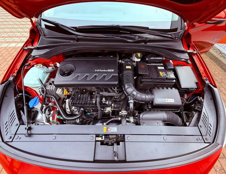 Hyundai i30 27