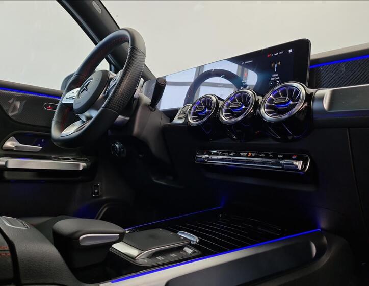 Mercedes-Benz GLB 16