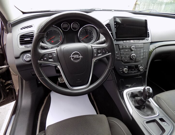 Opel Insignia 19