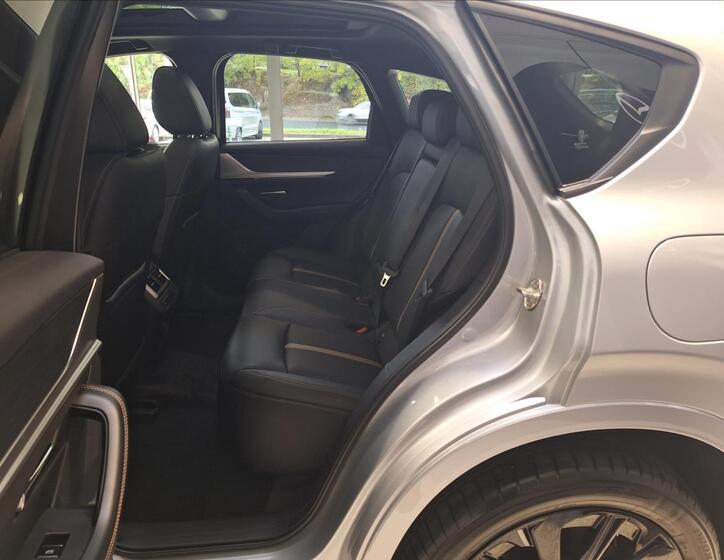 Mazda CX-60 4