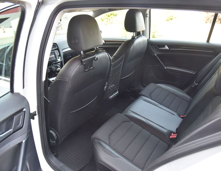 Volkswagen Golf 23