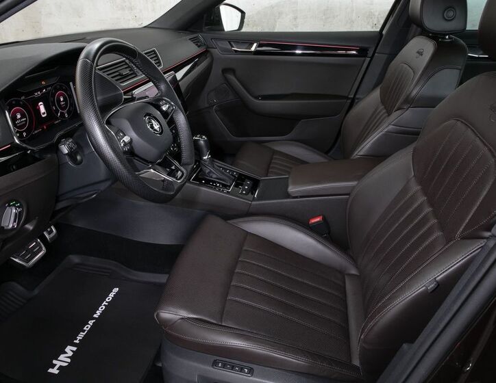 Škoda Superb 10