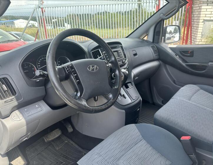 Hyundai H 1 9