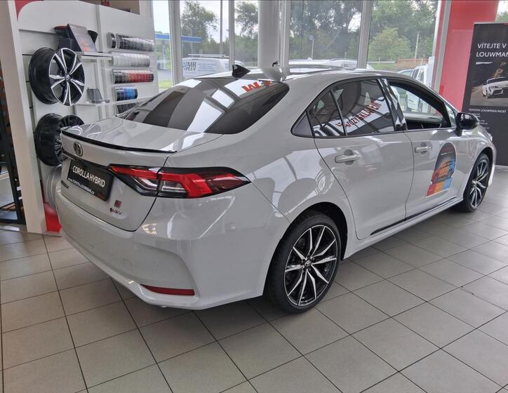 Toyota Corolla 5