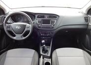 Hyundai i20 32