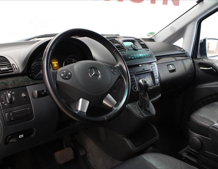 Mercedes-Benz Viano 10