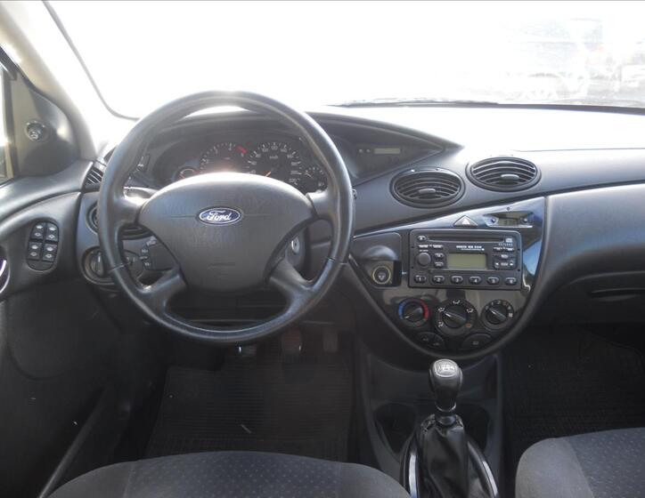 Ford Focus 13