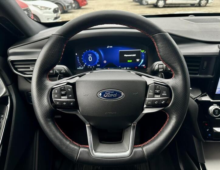 Ford Explorer 21