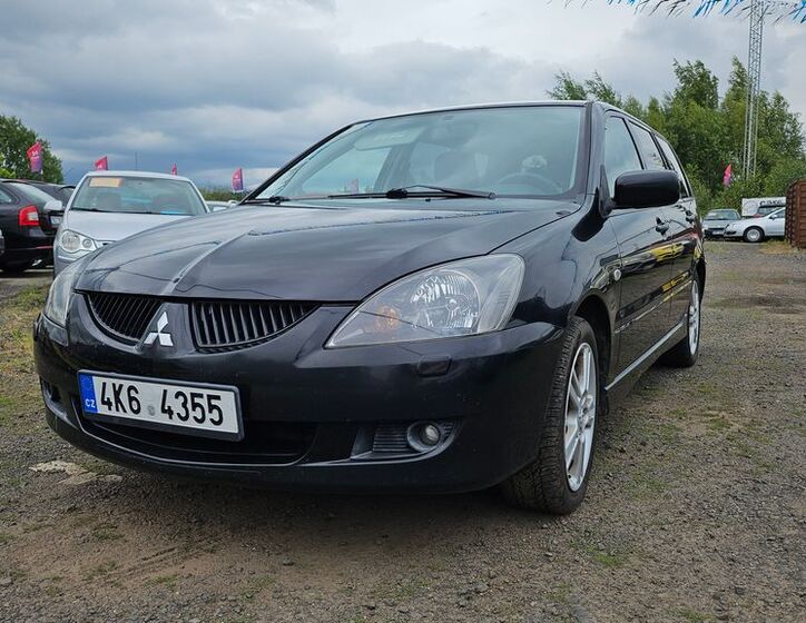 Mitsubishi Lancer 1
